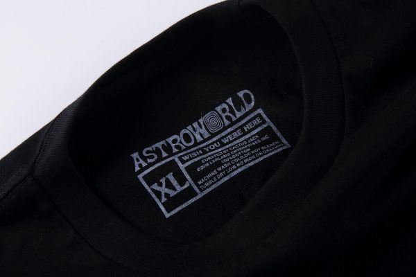 Astroworld Festival Look mom I can Fly shirt tag